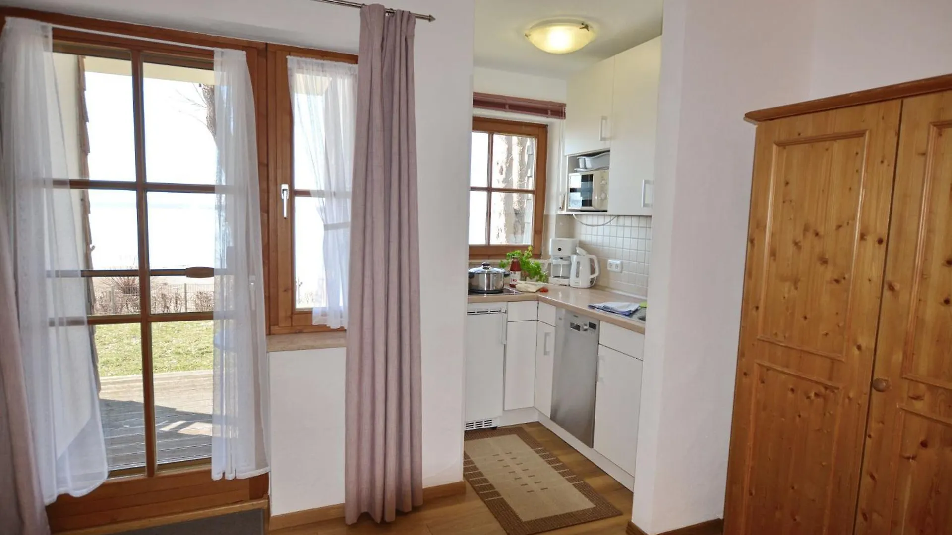 Ferienresidenz Chiemseestrand - Apartment 7 Chieming